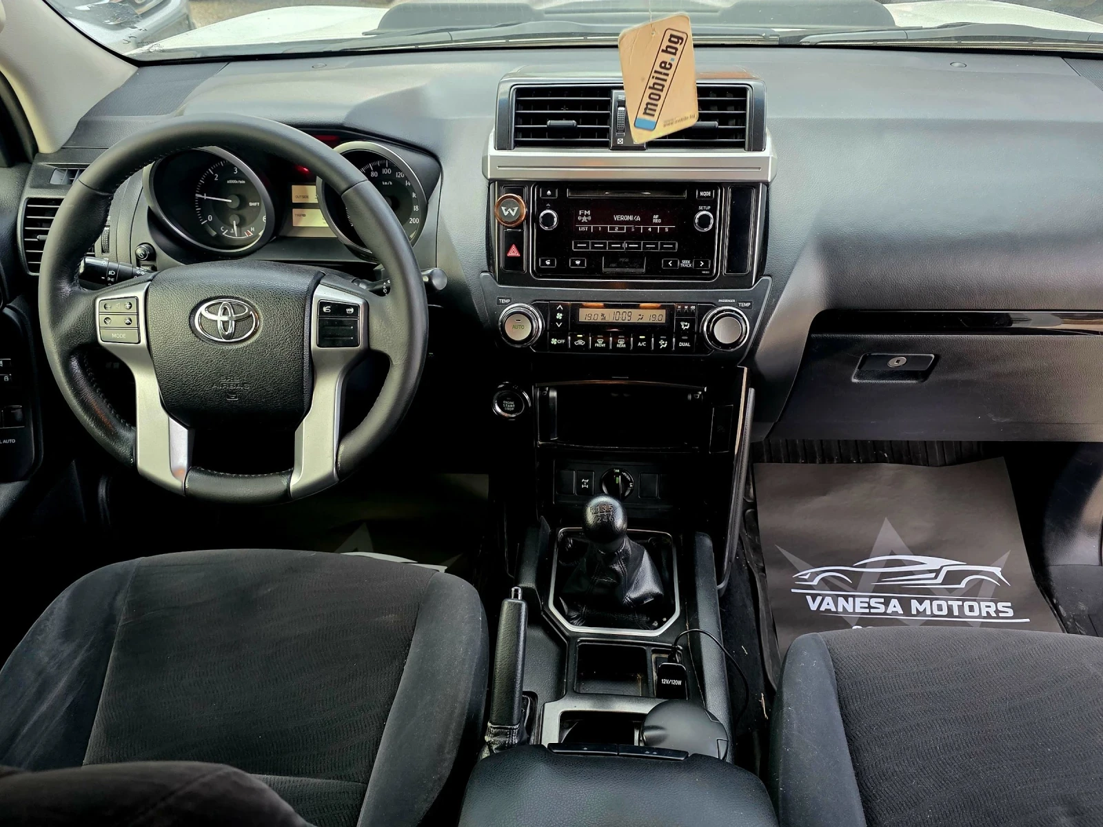 Toyota Land cruiser 190кс   Of Road Dubai White Wrap Keyless Go 4x4 , снимка 11 - Автомобили и джипове - 55124913