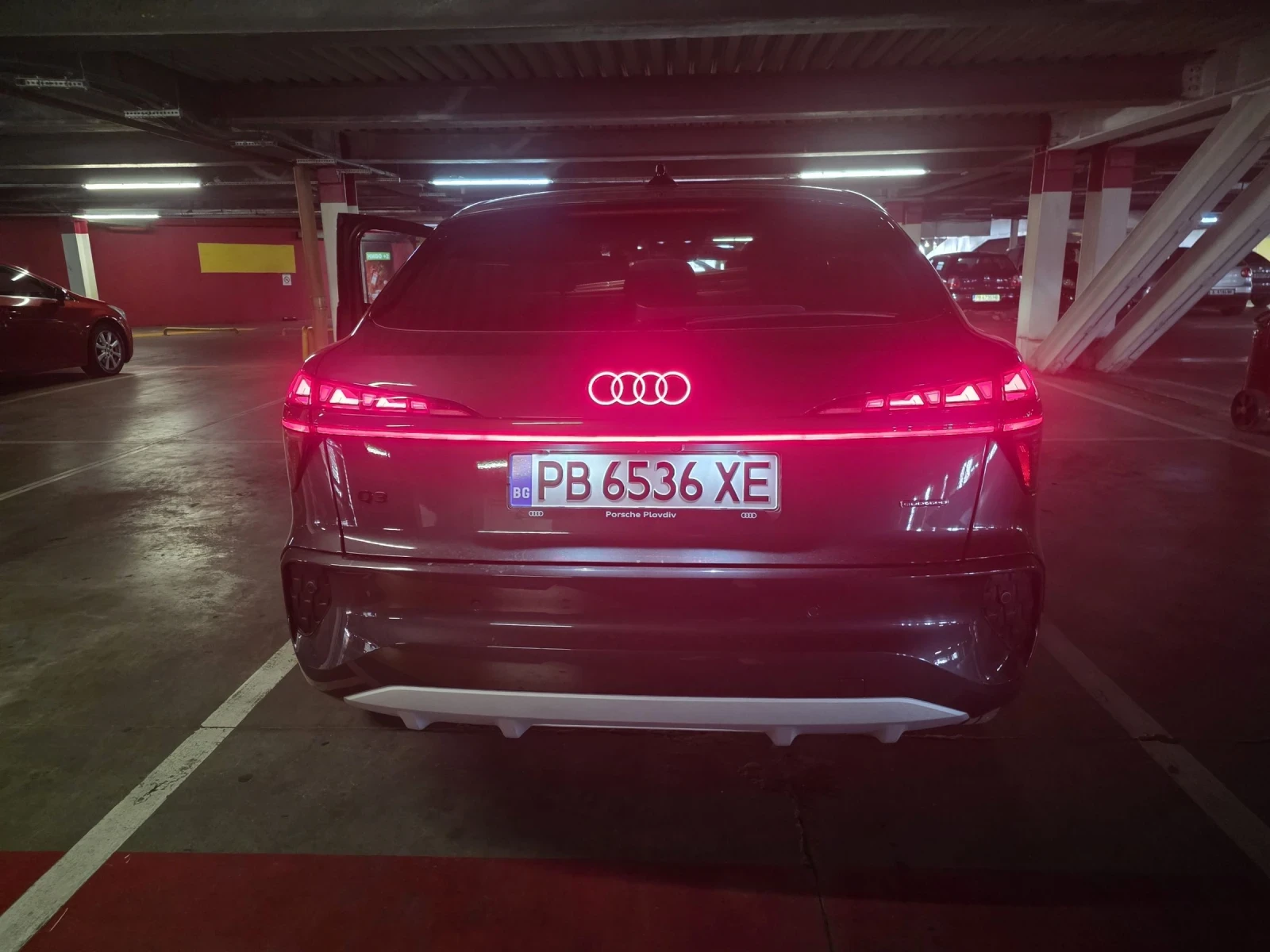 Audi Q3 Sportback 2.0 TDI , снимка 10 - Автомобили и джипове - 55409892