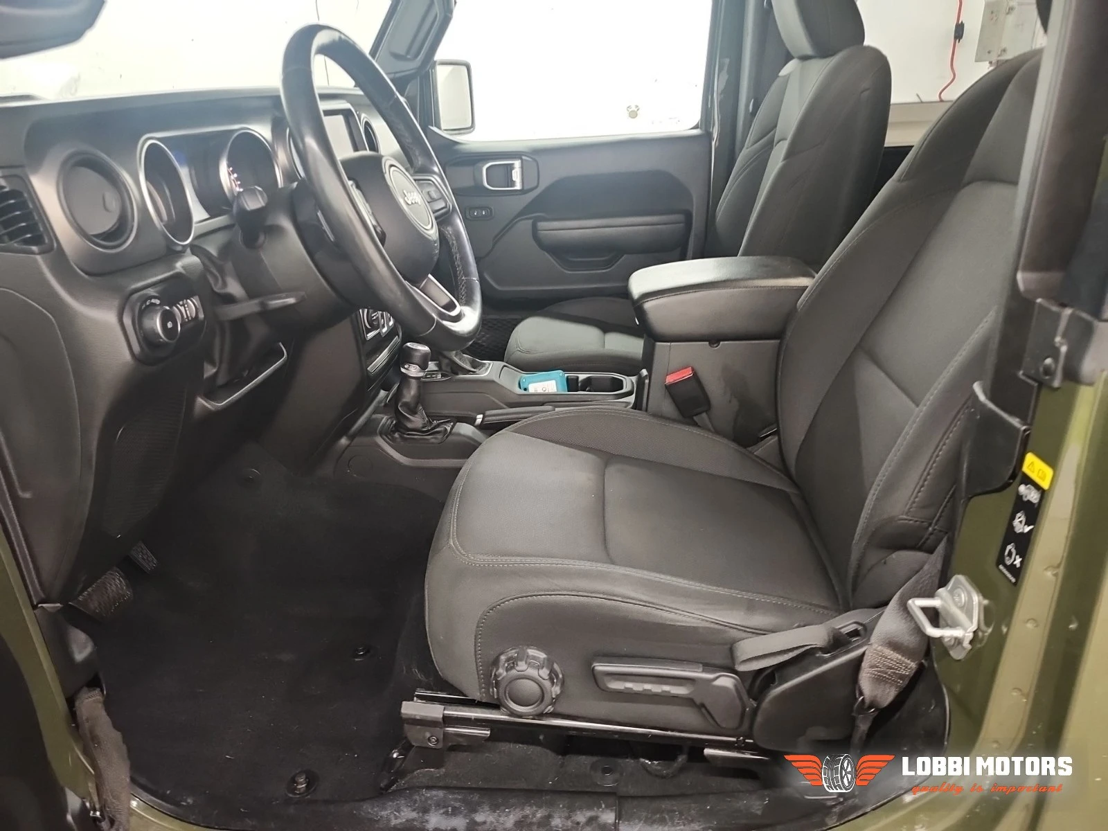 Jeep Wrangler, снимка 5 - Автомобили и джипове - 56102558