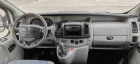Renault Trafic 2.5dКЕМПЕРклима, снимка 12
