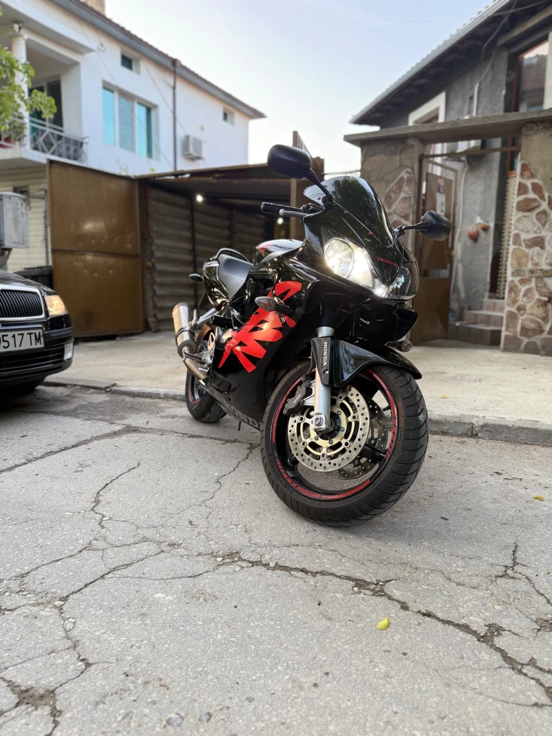 Honda Cbr F4i, снимка 5 - Мотоциклети и мототехника - 52905312