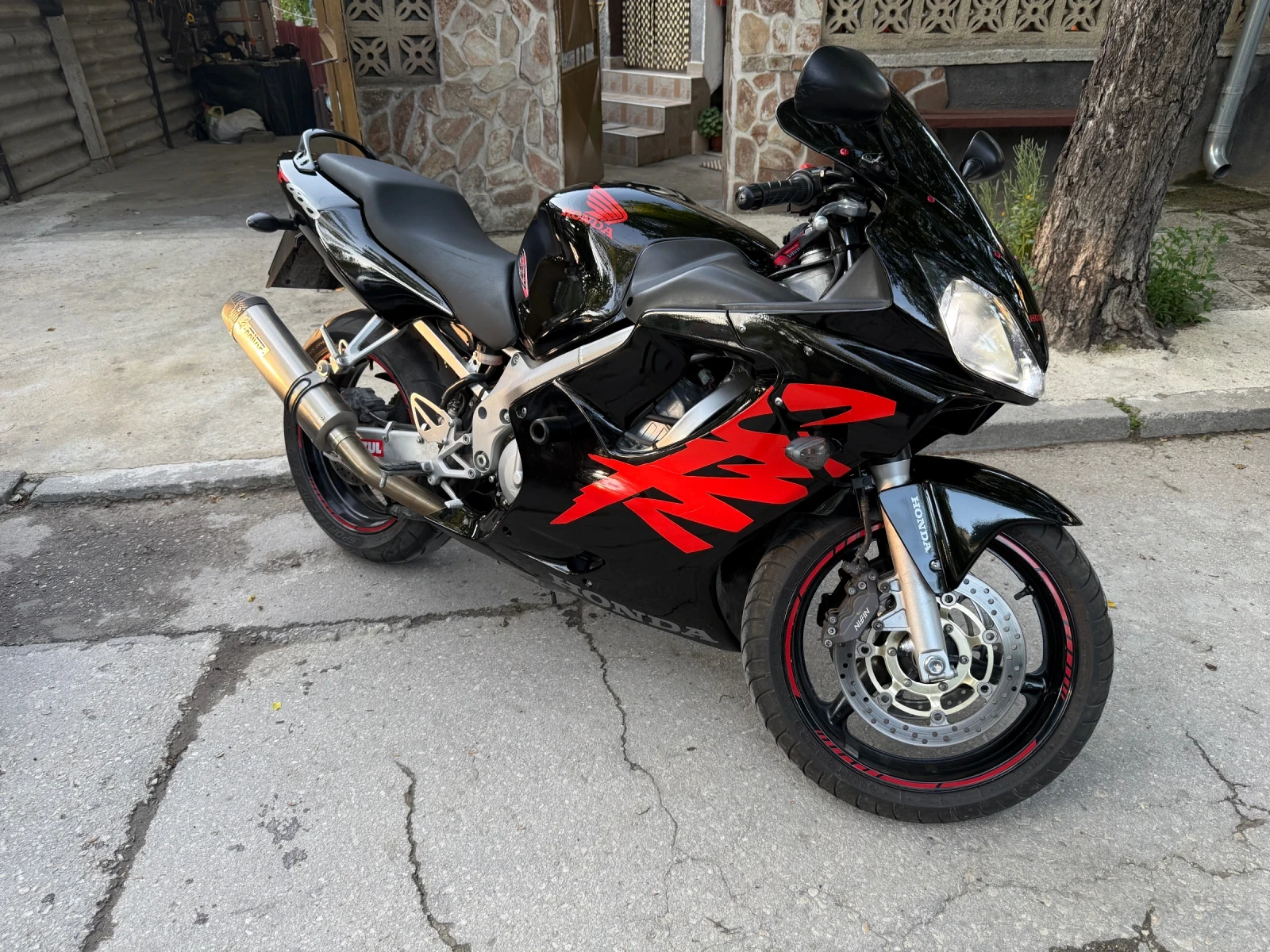 Honda Cbr F4i - изображение 4