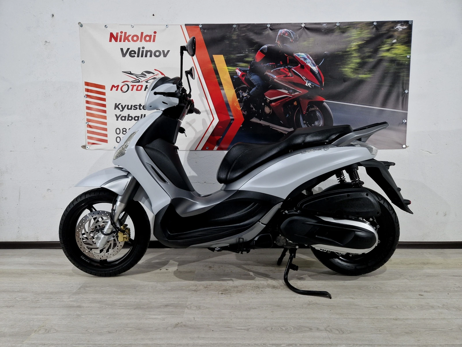 Piaggio Beverly 350i ABS/ASR 2018г., снимка 2 - Мотоциклети и мототехника - 56346463