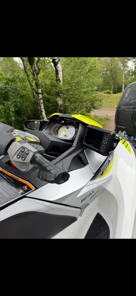 Джет Bombardier Sea Doo RXT 300 RS, снимка 6