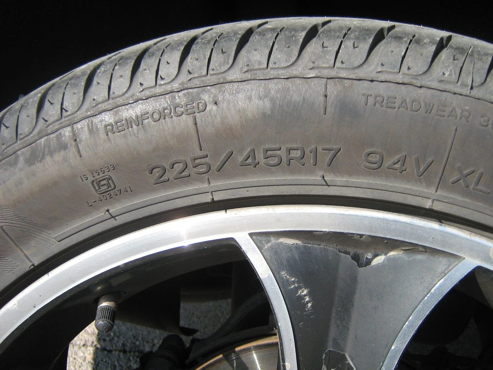 ���� � ������ 225/45R17 | Mobile.bg � ����������� 2