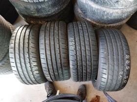      245/45R17