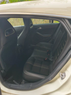Mercedes-Benz CLA 200, снимка 17