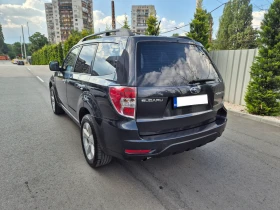 Subaru Forester 2.0 АВТОМАТ* СЕРВИЗНА ИСТОРИЯ , снимка 4