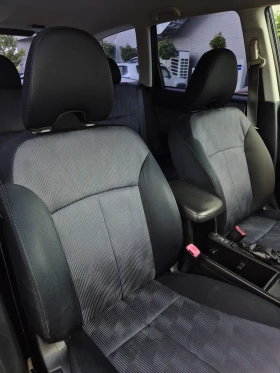 Subaru Forester 2.0 АВТОМАТ* СЕРВИЗНА ИСТОРИЯ , снимка 10