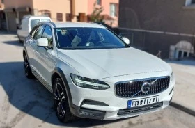 Volvo V90 Cross Country, снимка 2