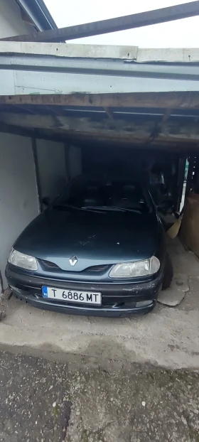 Renault Laguna, снимка 1