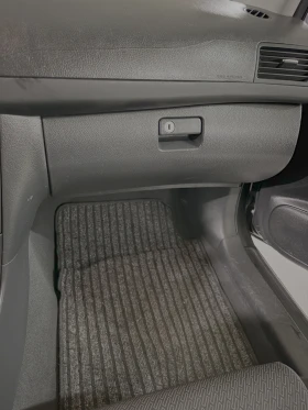 Toyota Avensis 1, 6 VVT-i (� ������ ������) | Mobile.bg � ����� ������ 3