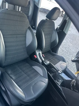 Peugeot 2008 2017 1.6HDI Allure edition 138988km KTEO OK  - 6690 € / 13084.50 лв. - 68273721 17