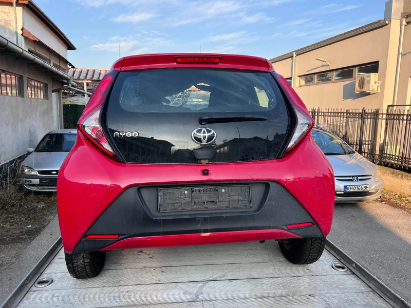 Toyota Aygo 1.0, снимка 2 - Автомобили и джипове - 39067597