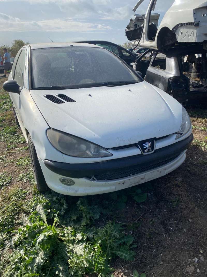 Peugeot 206 2.0hdi, снимка 2 - Автомобили и джипове - 42765617