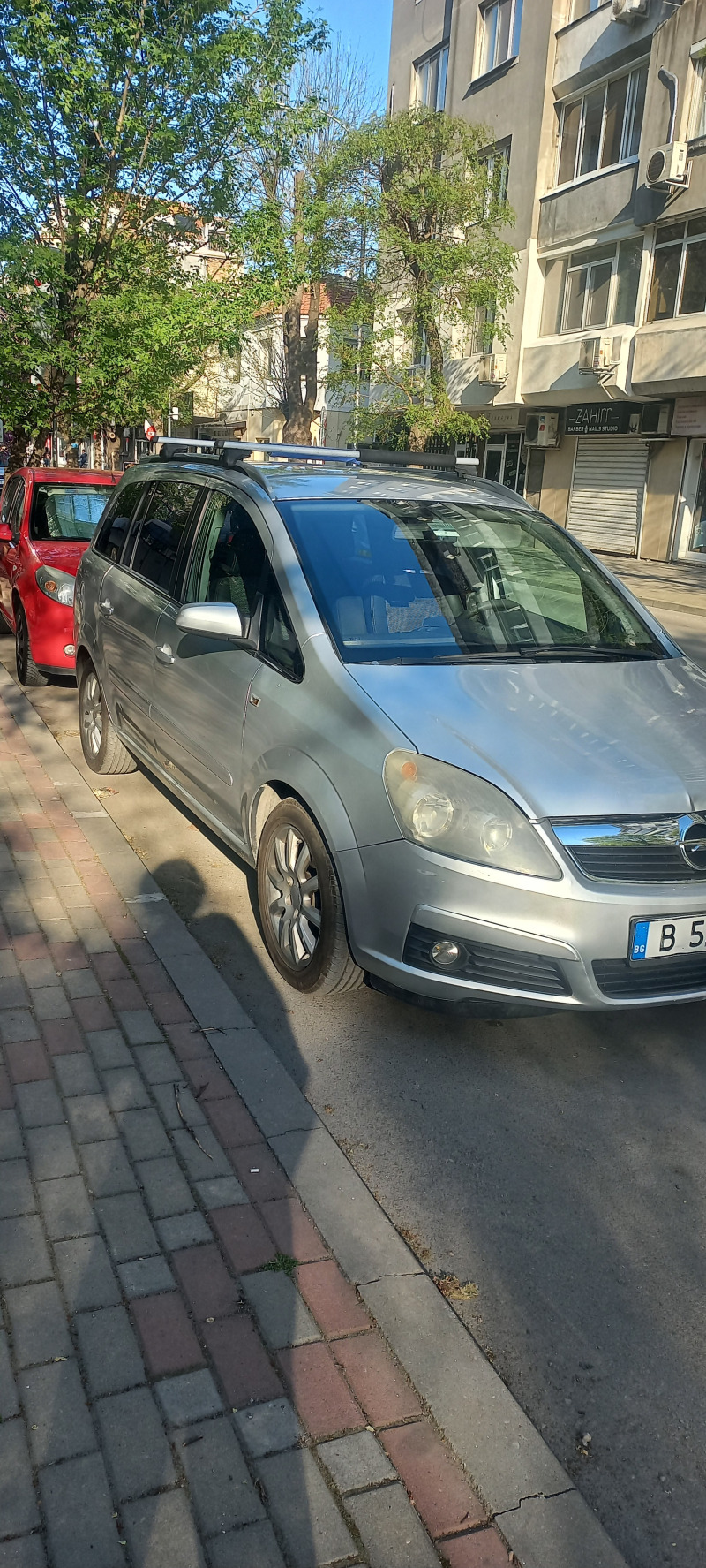 Opel Zafira, снимка 1 - Автомобили и джипове - 45241872