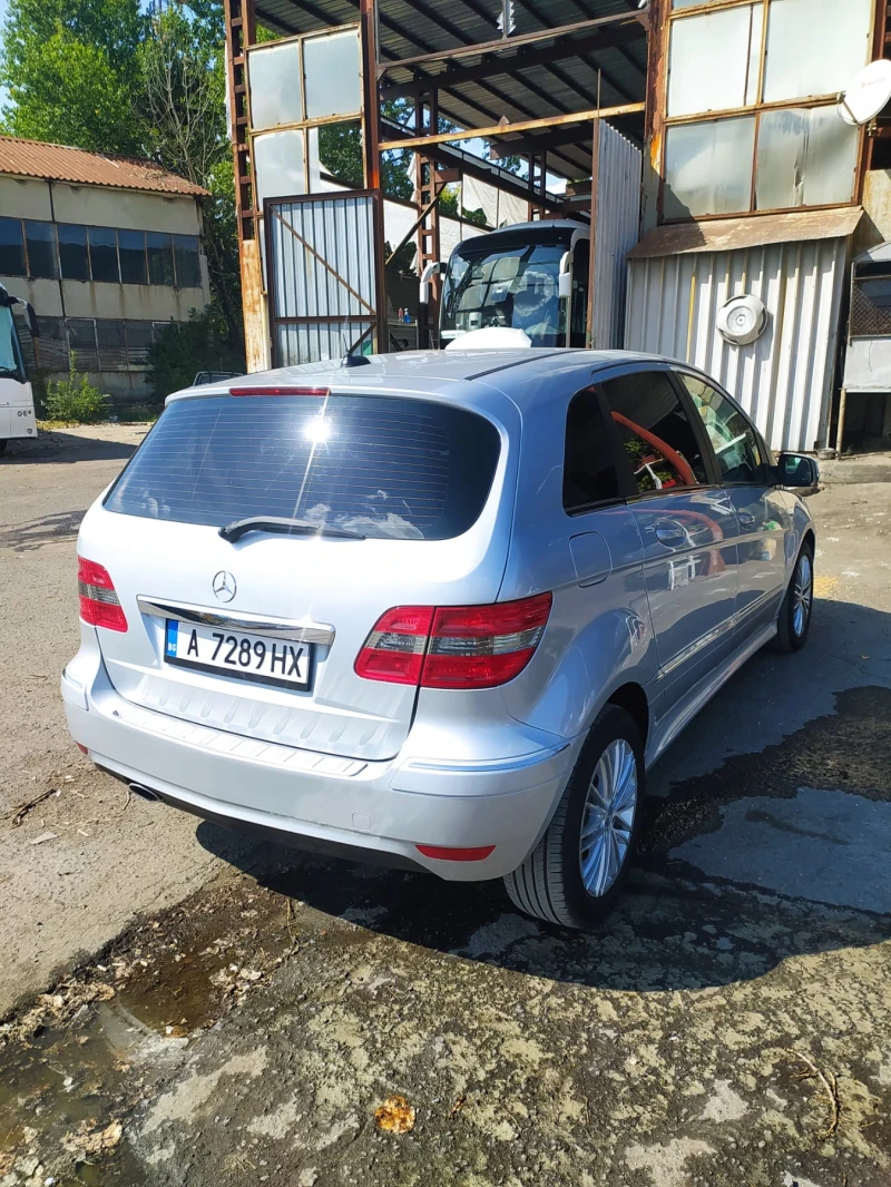 Mercedes-Benz B 180 CDI, снимка 5 - Автомобили и джипове - 47460561