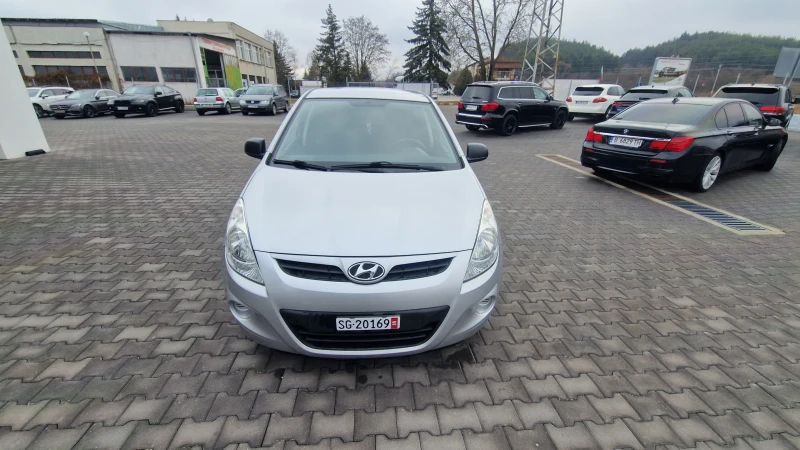 Hyundai I20 ЛИЗИНГ, снимка 8 - Автомобили и джипове - 48627414