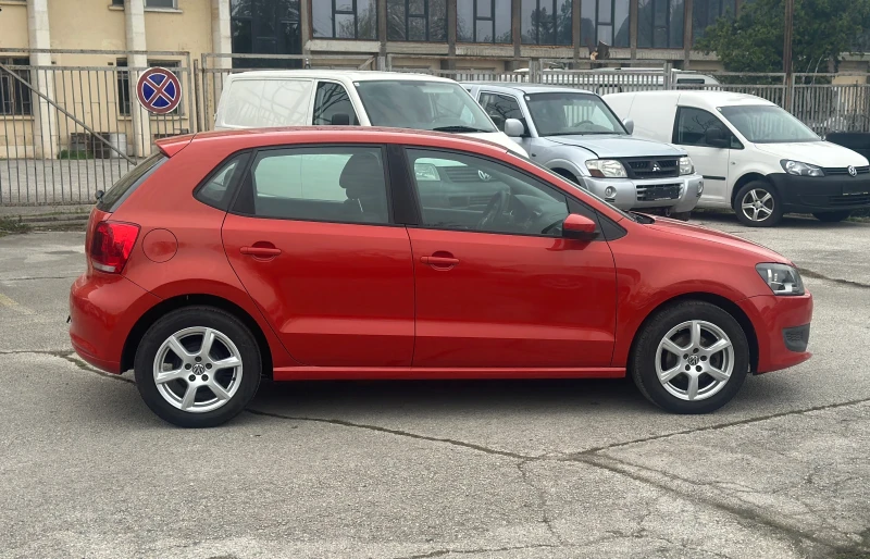 VW Polo 1.2I-70кс, снимка 4 - Автомобили и джипове - 50095107