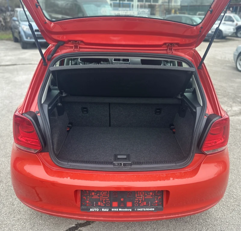 VW Polo 1.2I-70кс, снимка 14 - Автомобили и джипове - 50095107