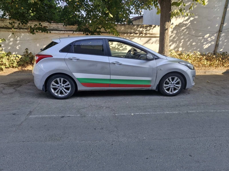 Hyundai I30 Hyundai i30 1.4 6 скорости 99, снимка 3 - Автомобили и джипове - 52944177