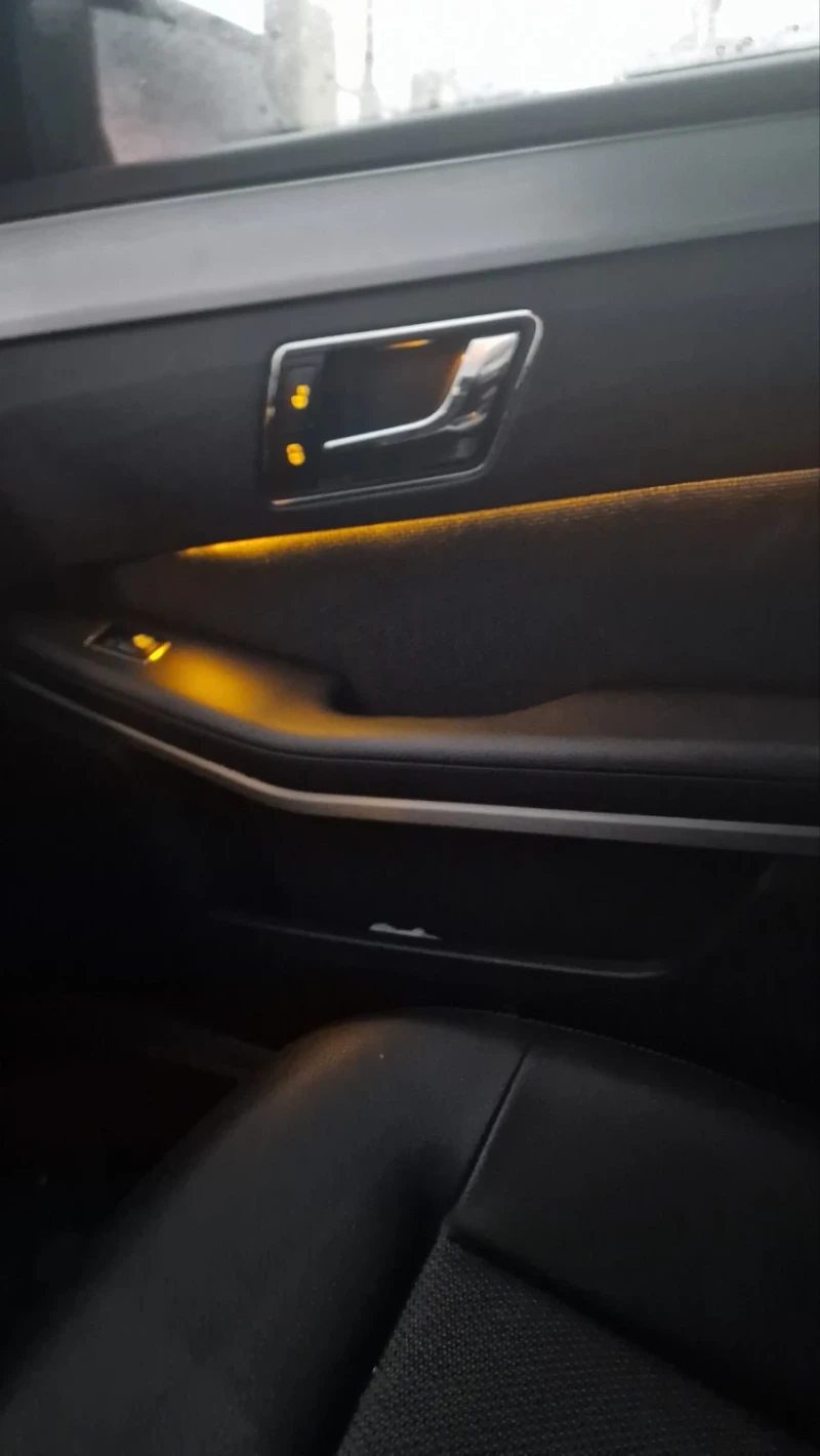 Mercedes-Benz E 350, снимка 15 - Автомобили и джипове - 52122049