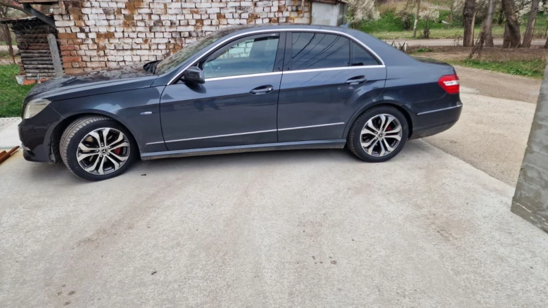 Mercedes-Benz E 350, снимка 9 - Автомобили и джипове - 52122049