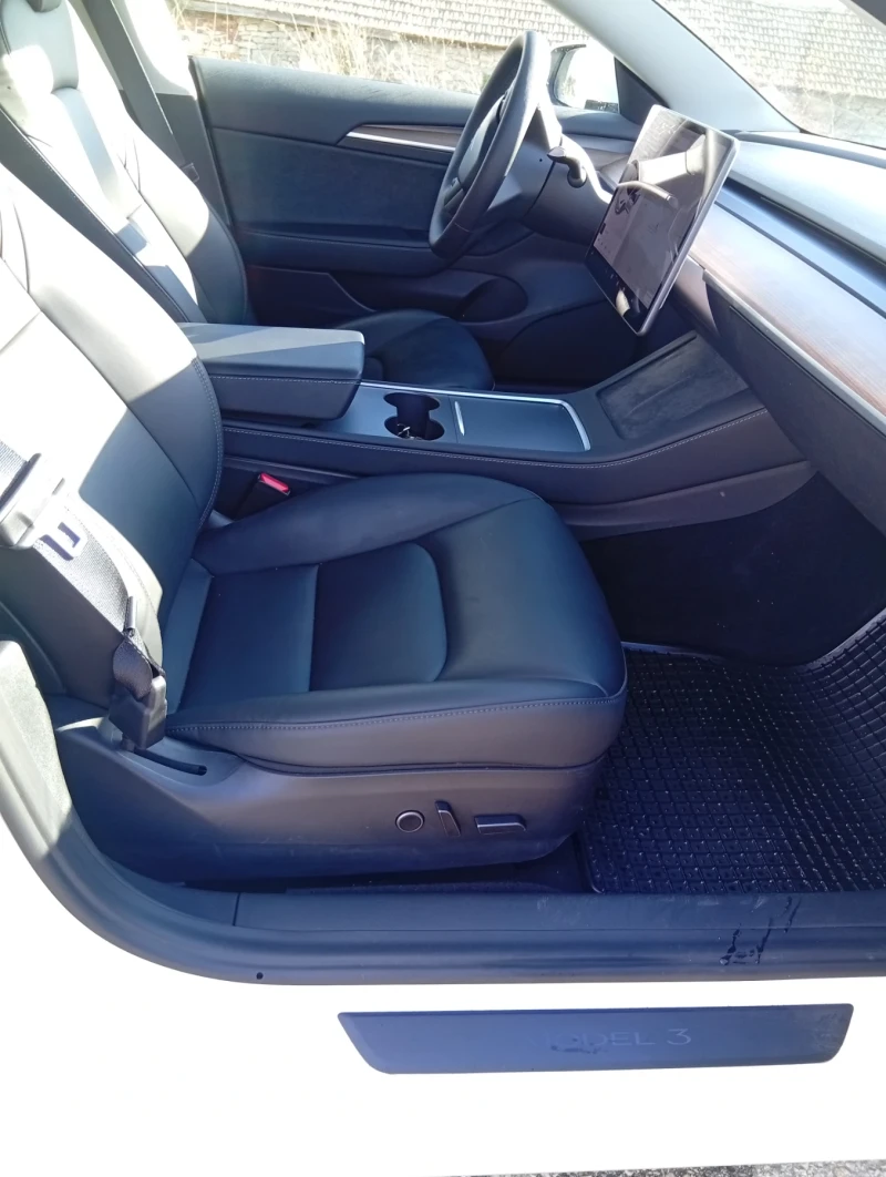 Tesla Model 3 SR+ /LFP/Термопомпа/Пълна гаранция/ДДС , снимка 4 - Автомобили и джипове - 52640602