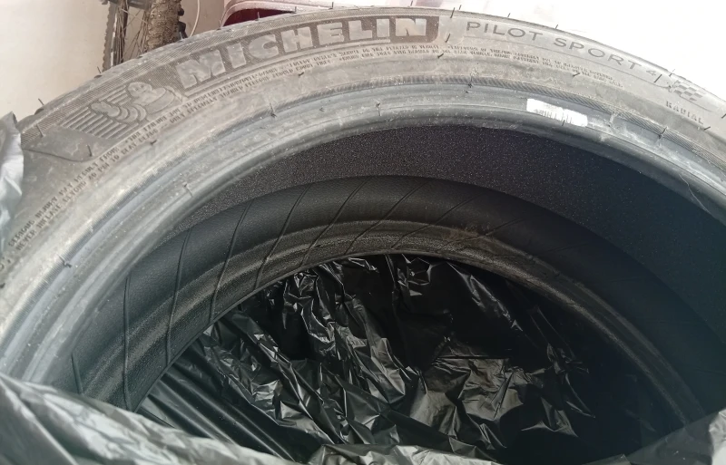 Tesla Model 3 SR+ /LFP/Термопомпа/Пълна гаранция/ДДС , снимка 15 - Автомобили и джипове - 52640602