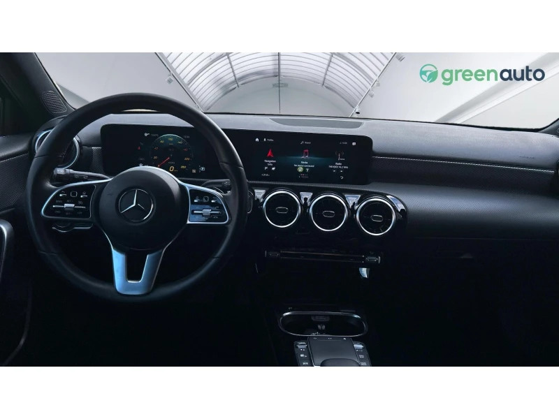 Mercedes-Benz A 180 7DCT   136к.с., Месечна вноска от 261  , снимка 11 - Автомобили и джипове - 53165356