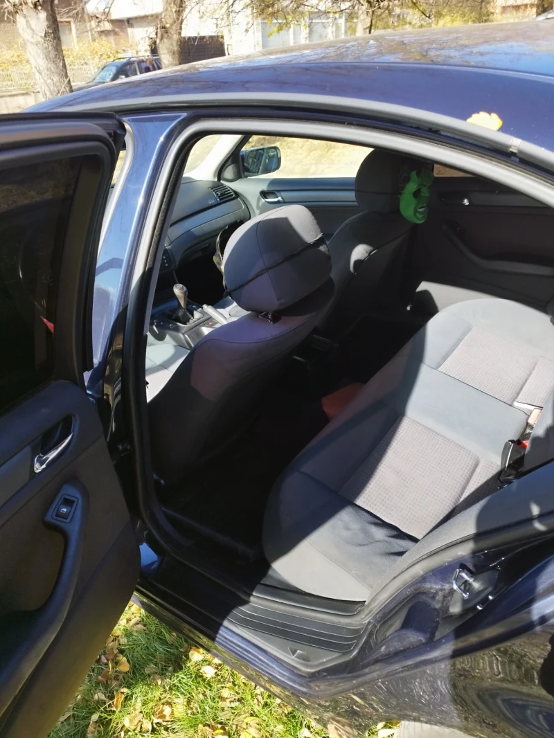 BMW 318 1.8, снимка 8 - Автомобили и джипове - 53528434