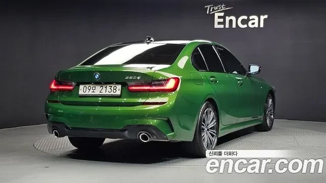 BMW 320, снимка 2 - Автомобили и джипове - 54763084