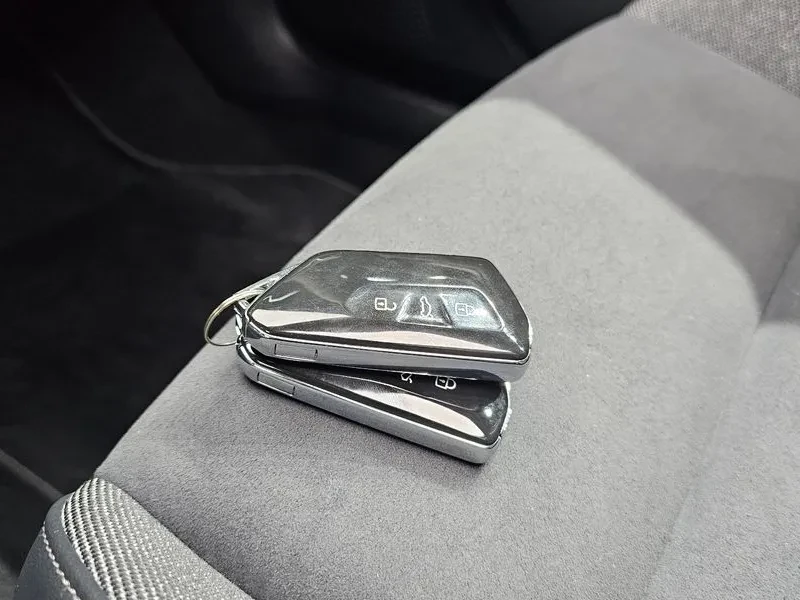 VW Golf 2.0 Tdi PRESTIGE, снимка 14 - Автомобили и джипове - 55734866