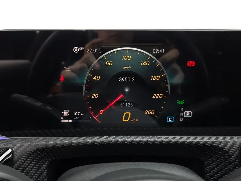 Mercedes-Benz A 220, снимка 8 - Автомобили и джипове - 56016654