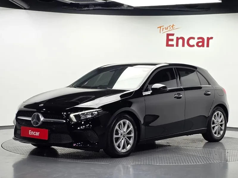 Mercedes-Benz A 220