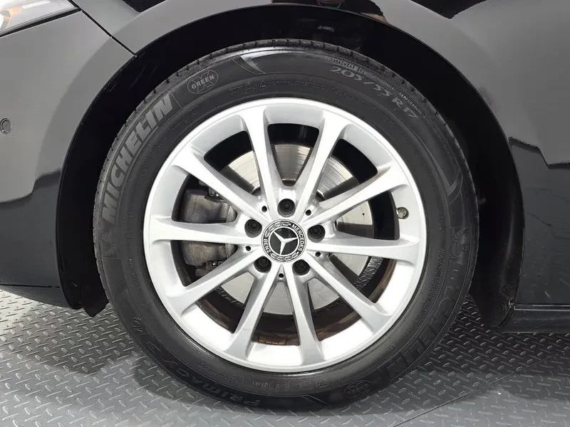 Mercedes-Benz A 220, снимка 5 - Автомобили и джипове - 56016654
