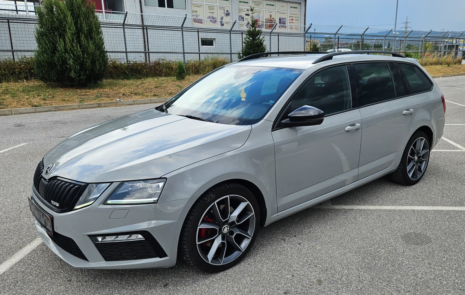 Skoda Octavia VRS 2.0 TDI DSG - изображение 4