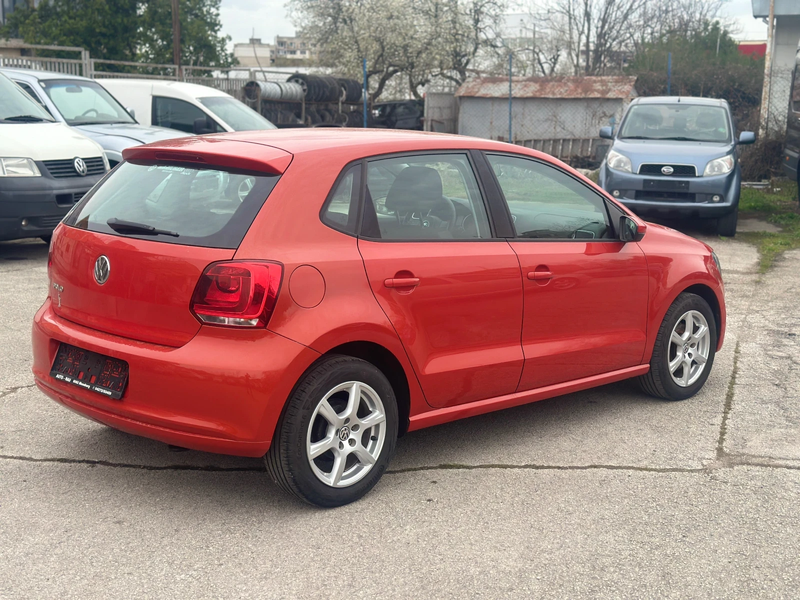 VW Polo 1.2I-70кс - изображение 5