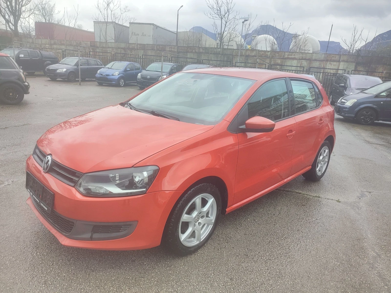 VW Polo 1.2I-70кс - изображение 2