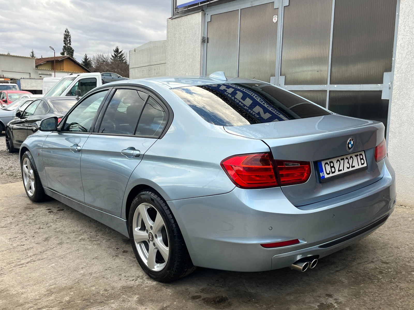 BMW 328 SPORT-NAVI-XENON - изображение 8