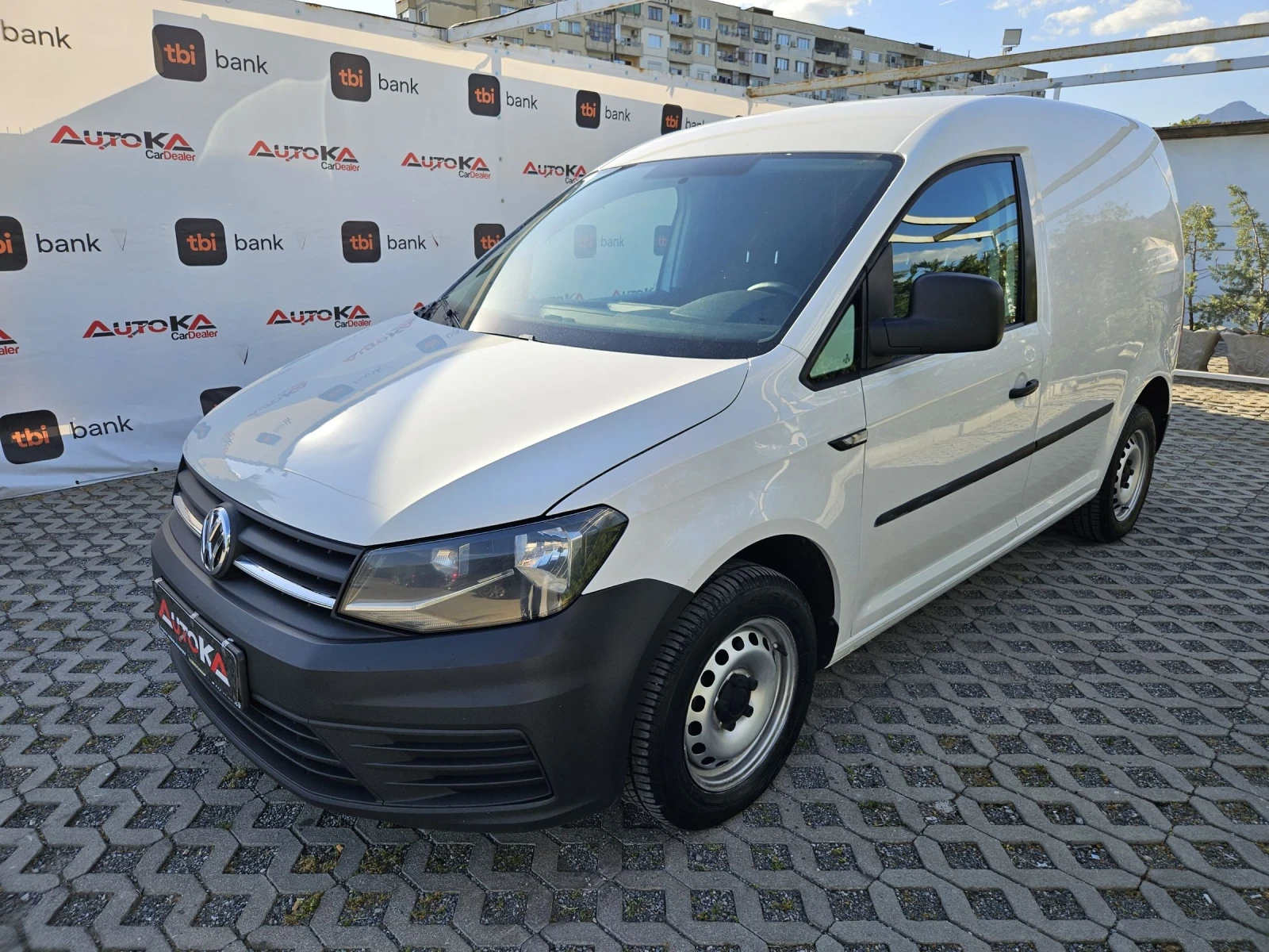 VW Caddy 2.0TDI-102кс= КЛИМАТИК= NAVI - изображение 6