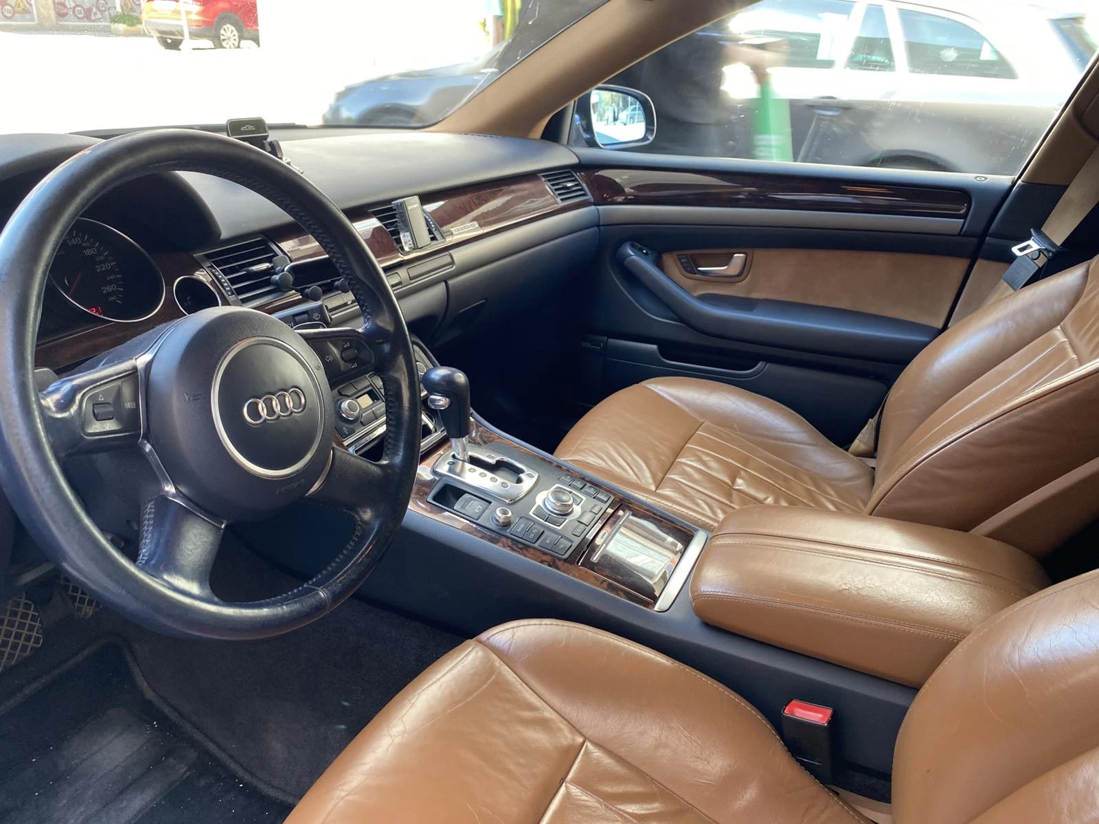 Audi A8  - изображение 7