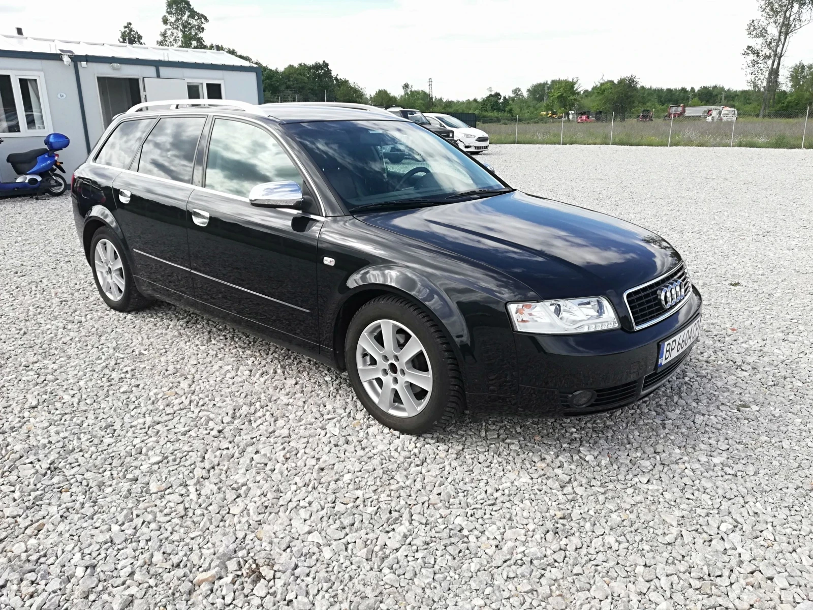 Audi A4 1.9tdi kli 101 navi - изображение 8