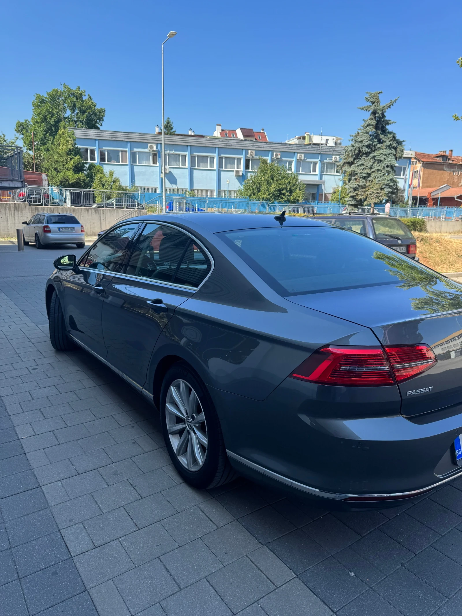 VW Passat B8 - изображение 5