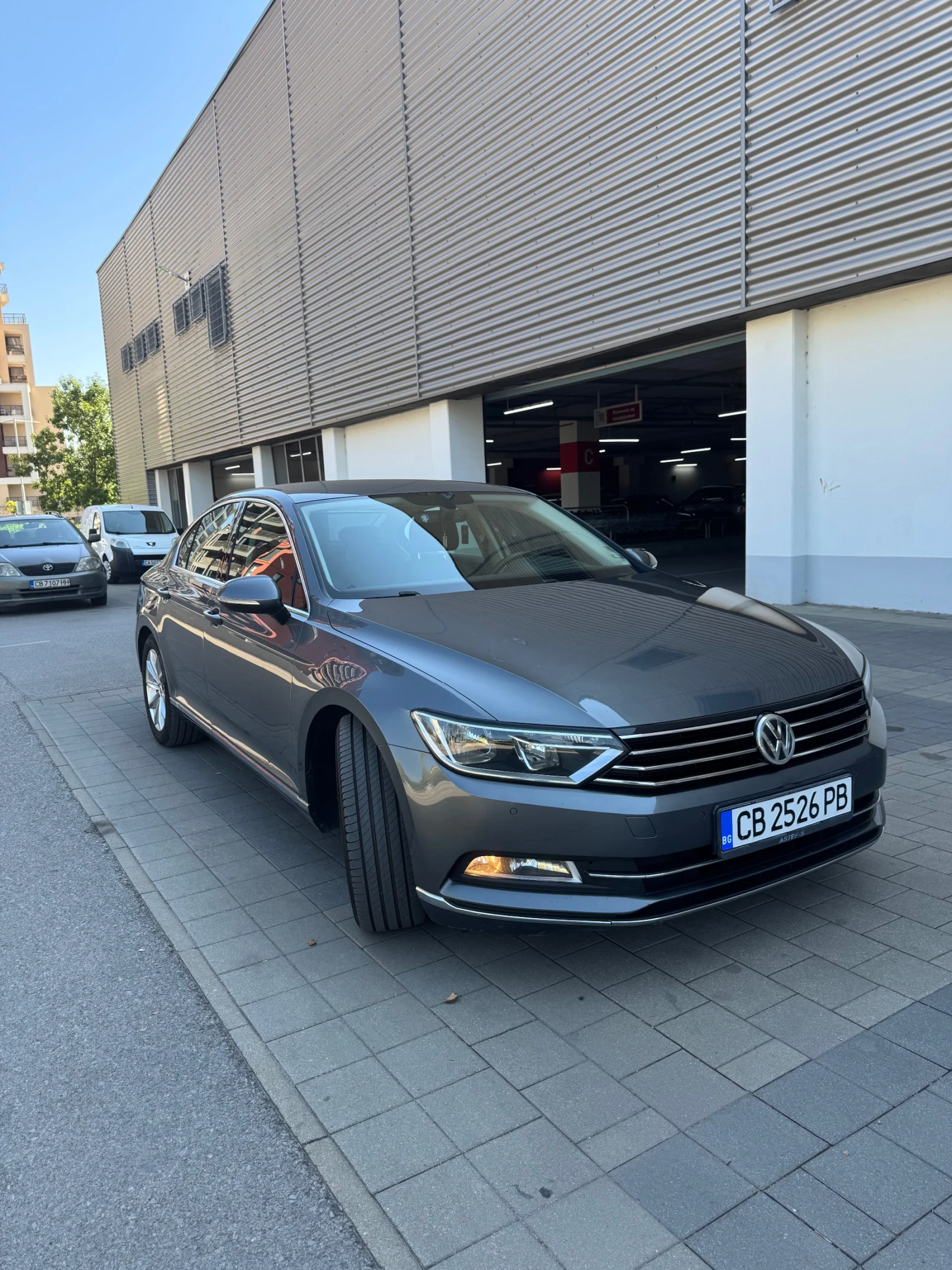 VW Passat B8 - изображение 4