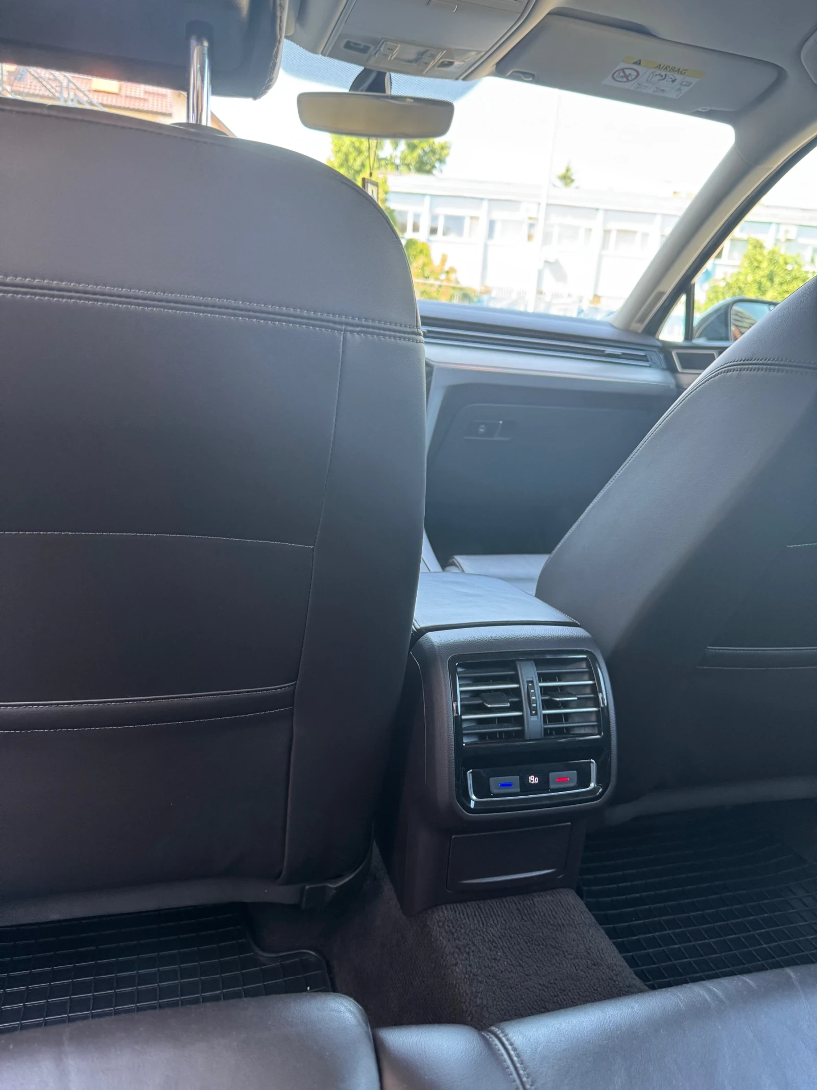 VW Passat B8 - изображение 9