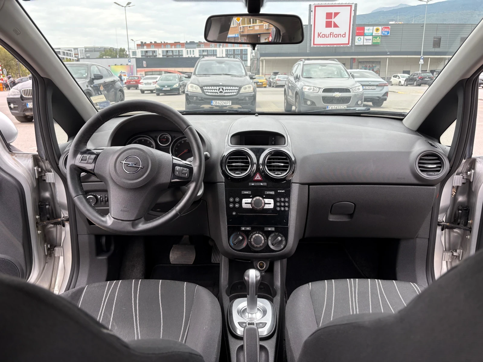 Opel Corsa 1.2i - изображение 9