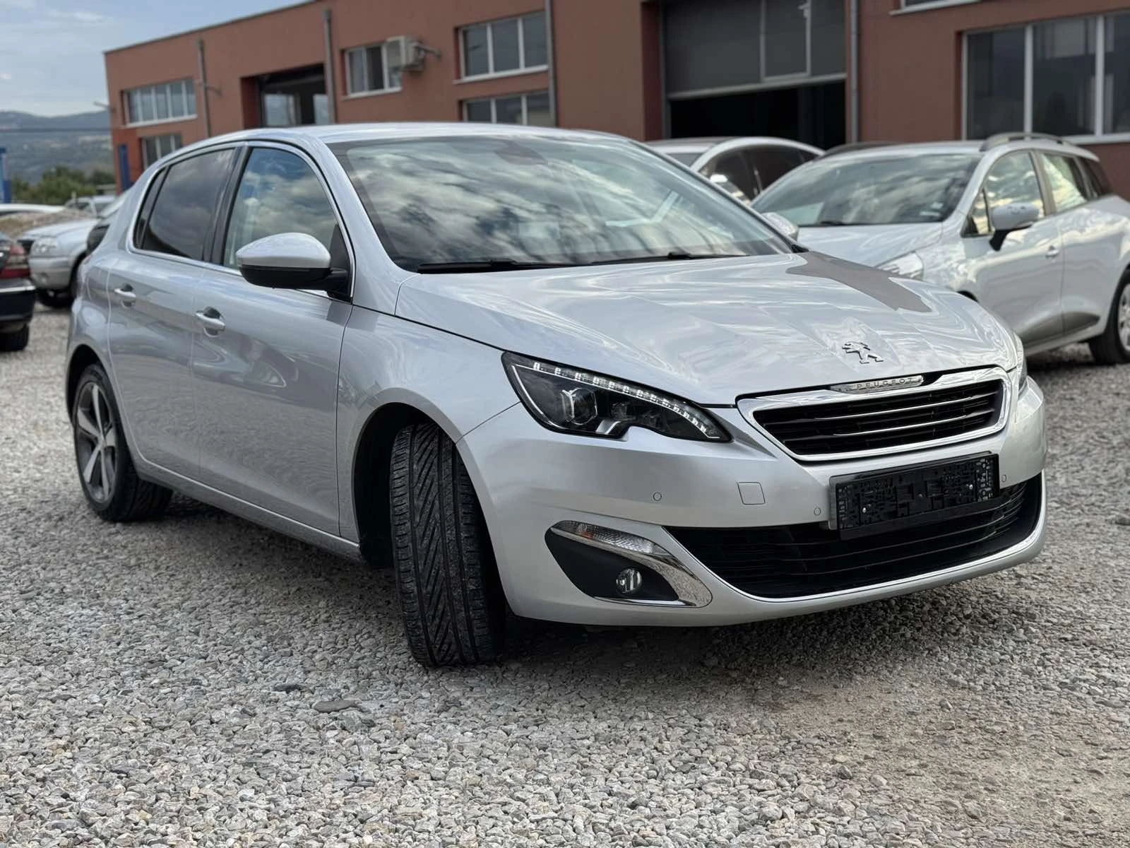 Peugeot 308  - изображение 8