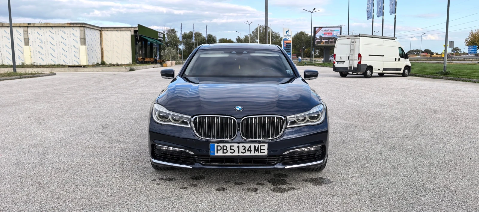 BMW 750  - изображение 3