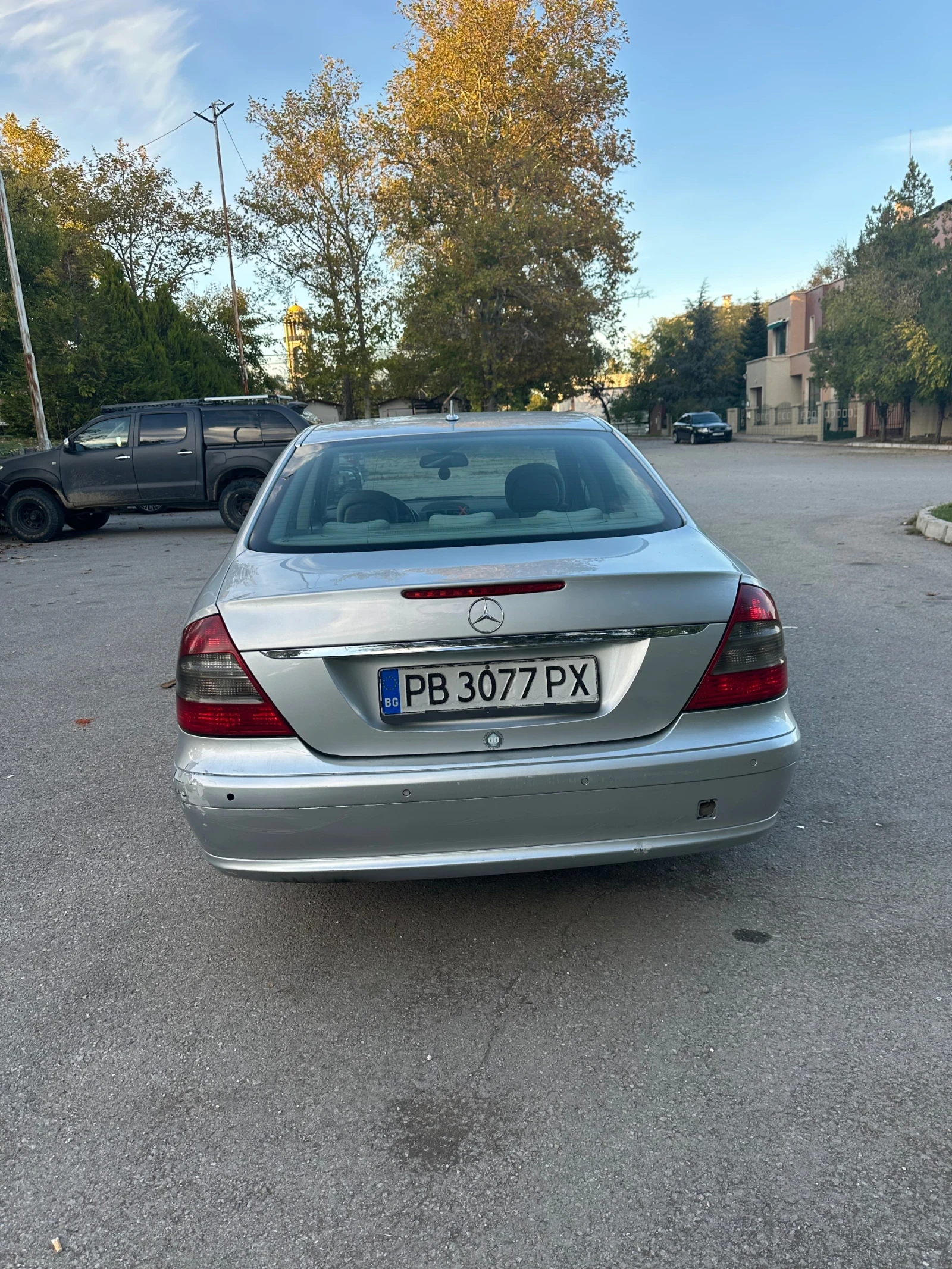 Mercedes-Benz E 220 | Mobile.bg — изображение 4